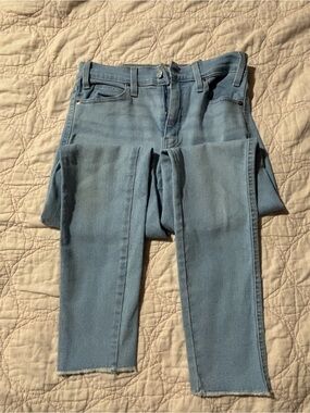 Signature by Levi Strauss Light Blue Cropped High-Rise Jeans